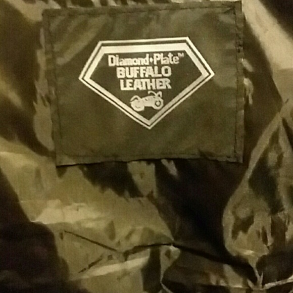 motorcycle leather saddle bag with straps. - Picture 2 of 8